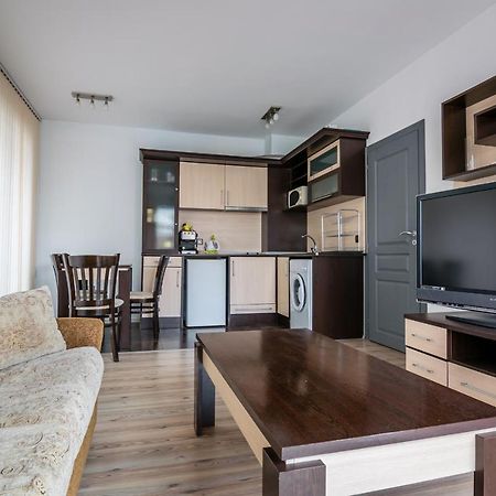 Cozy One-Bedroom Apartment In Night Breeze Burgas Exterior foto