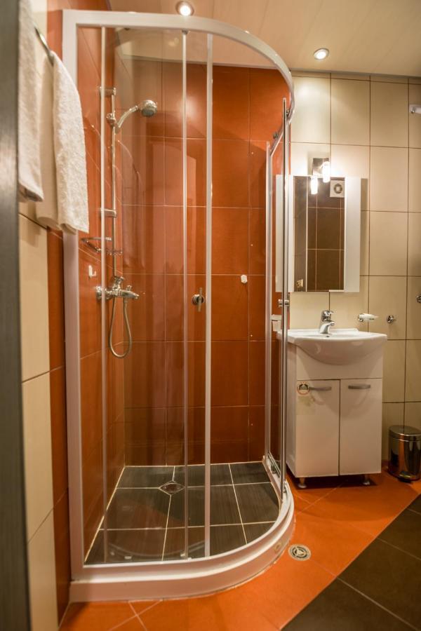 Cozy One-Bedroom Apartment In Night Breeze Burgas Exterior foto